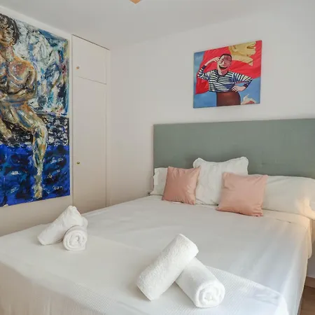 Happy Diamond By Hello Homes Apartment