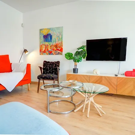 Happy Diamond By Hello Homes Apartment Sitges