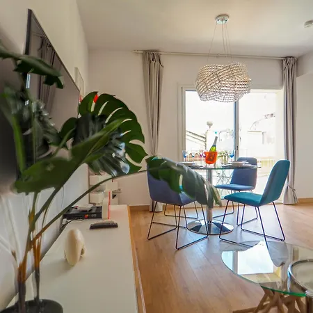 Happy Diamond By Hello Homes Apartment *