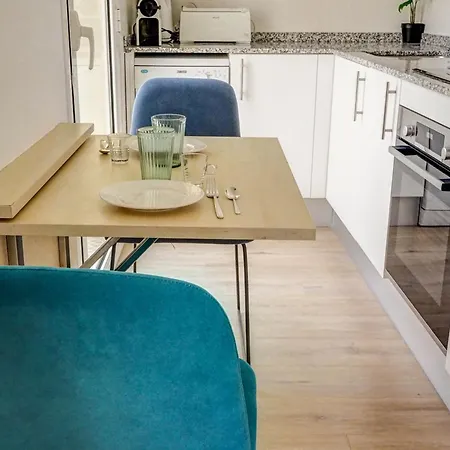 Happy Diamond By Hello Homes Apartment *